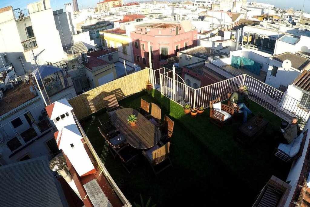 Atico Con Piscina Junto Catedral De Sevilla Exteriör bild