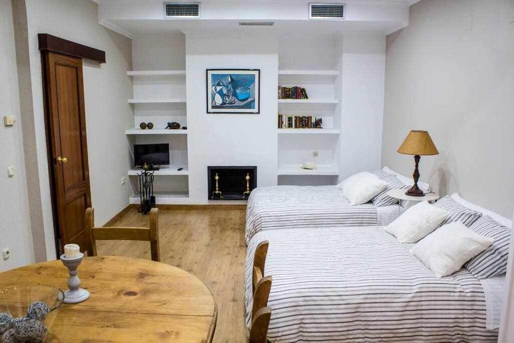 Atico Con Piscina Junto Catedral De Sevilla Exteriör bild