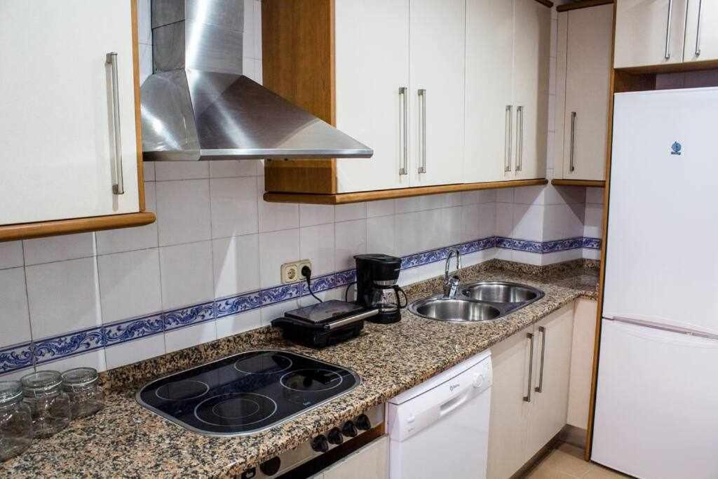 Atico Con Piscina Junto Catedral De Sevilla Exteriör bild