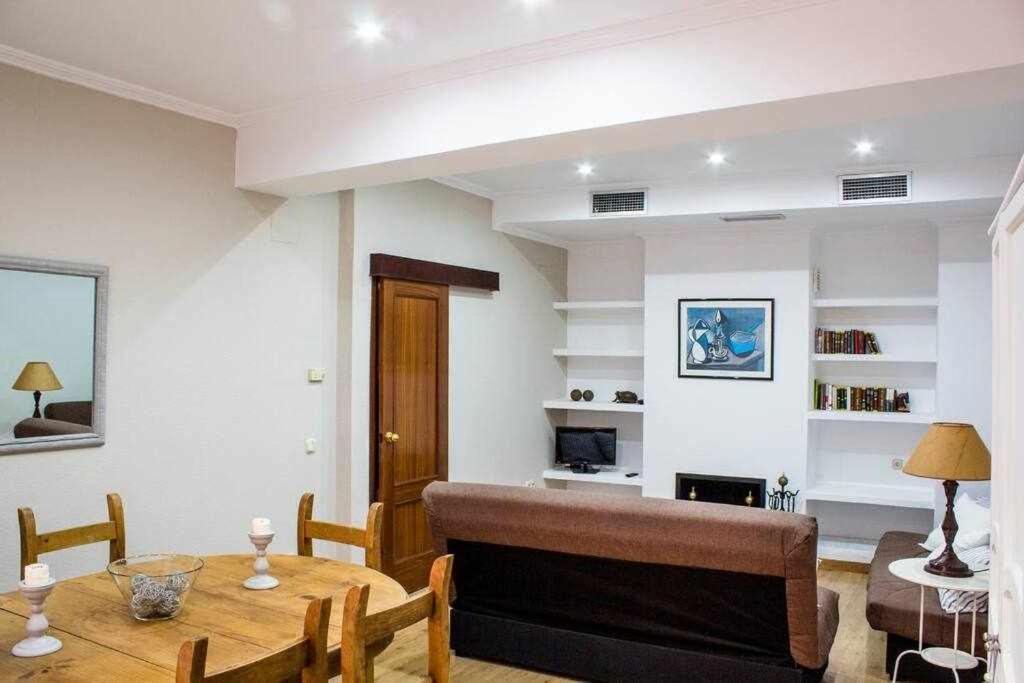 Atico Con Piscina Junto Catedral De Sevilla Exteriör bild